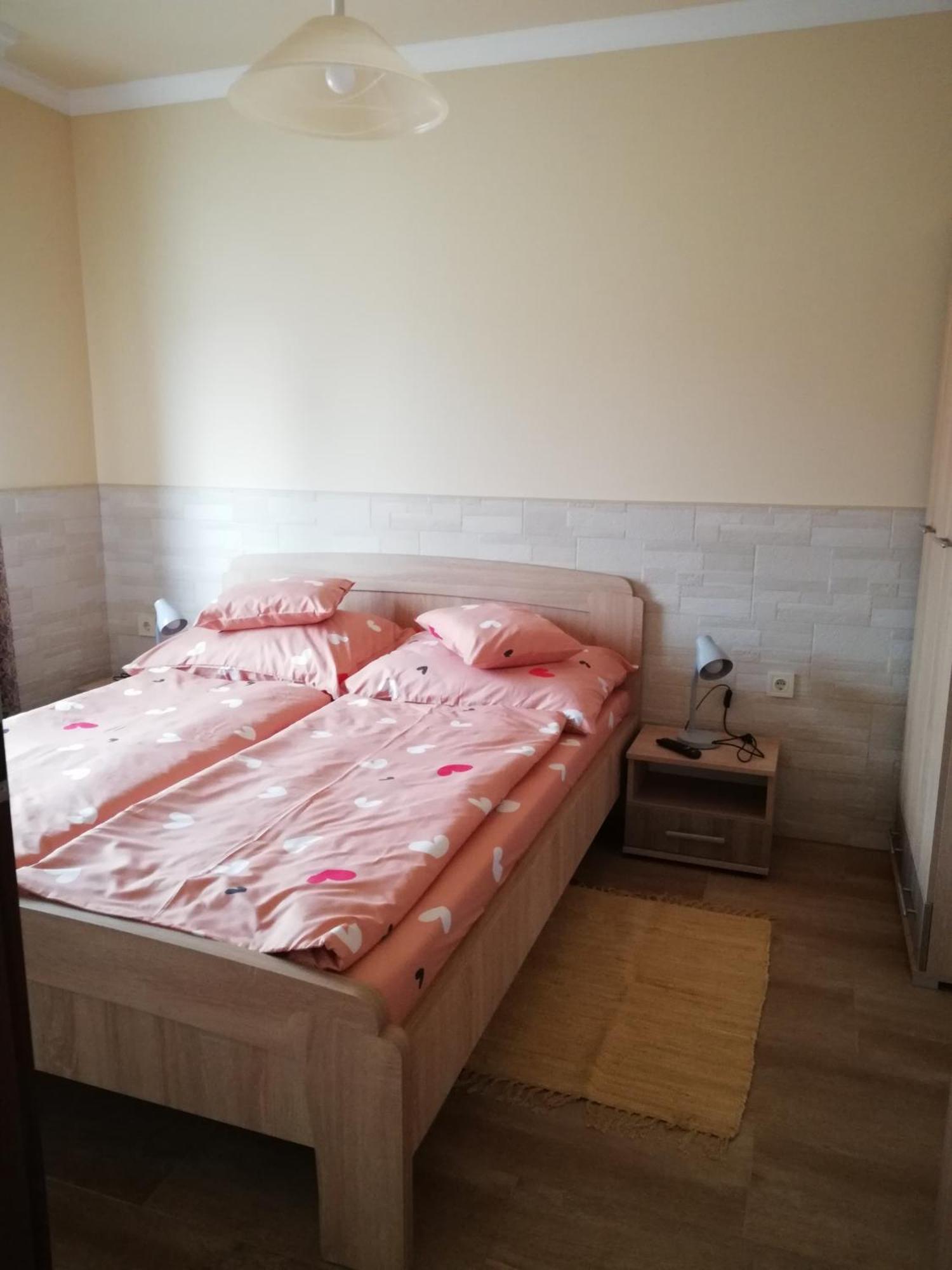 Imola Es Andrea Apartmanhaz 3 Hajduszoboszlo Exterior photo